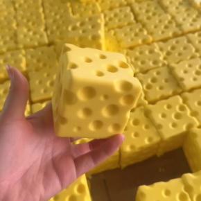 PU Cheese Cube Squishy