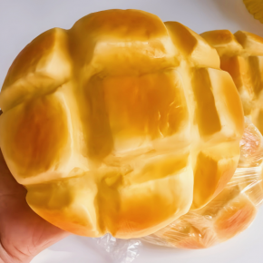 PU Giant Pineapple Bun Squishy